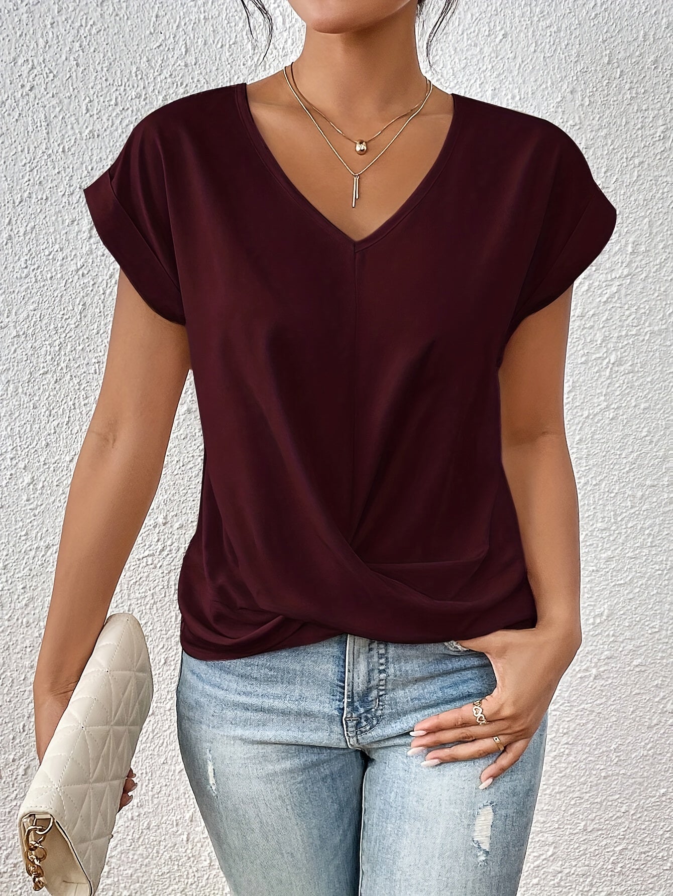 Eloise™ – Avslappnad T-shirt med hjärtformad halsringning