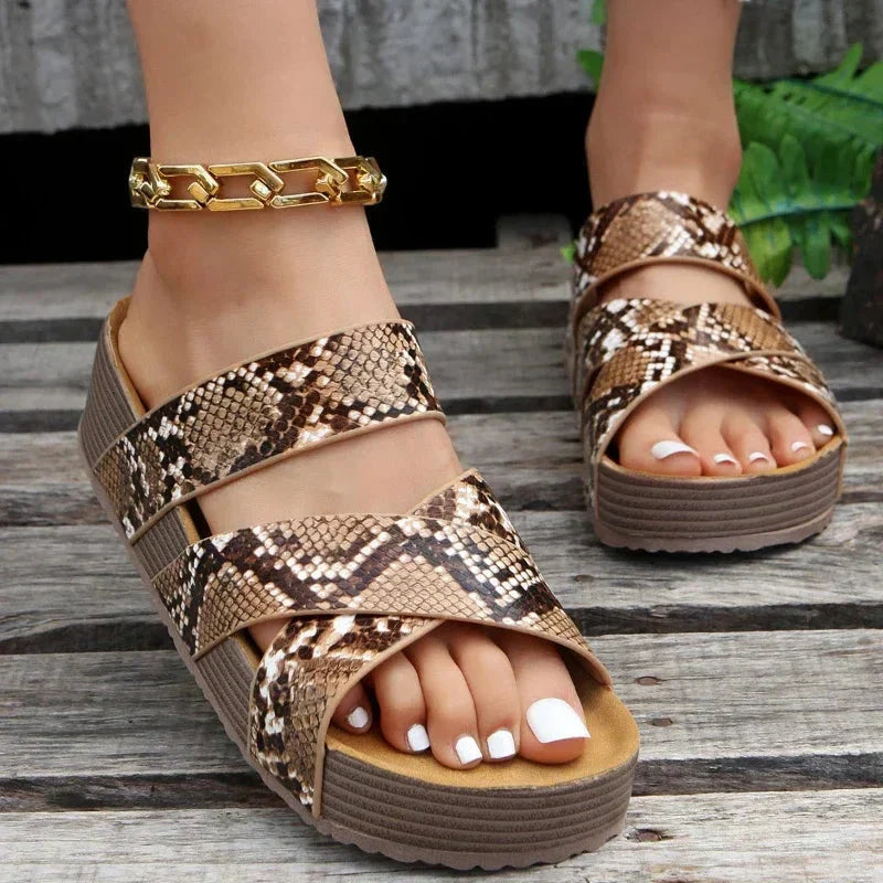 Corinna™ | Ortopediska Sandaler
